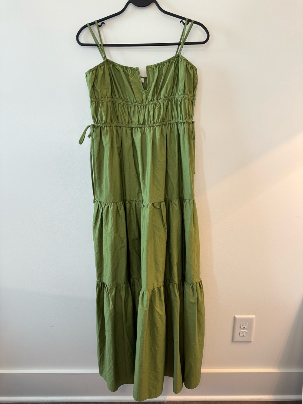 Moon River Shirred Midi Dress • Green